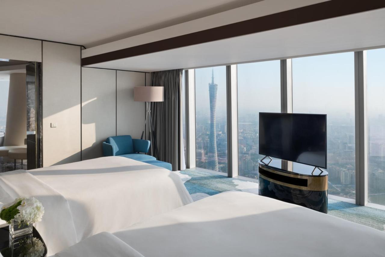Four Seasons Hotel Guangzhou Exterior foto
