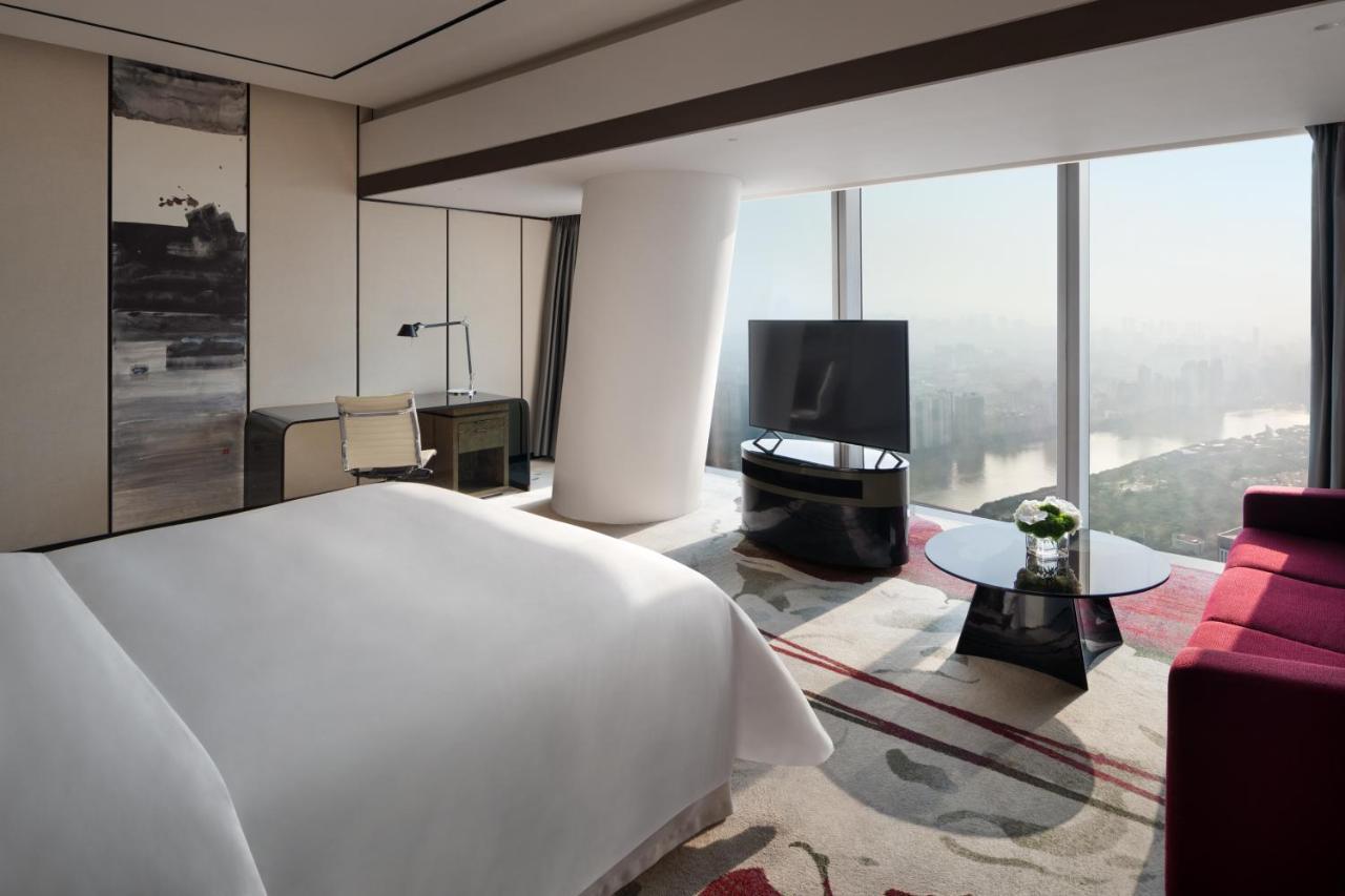 Four Seasons Hotel Guangzhou Exterior foto