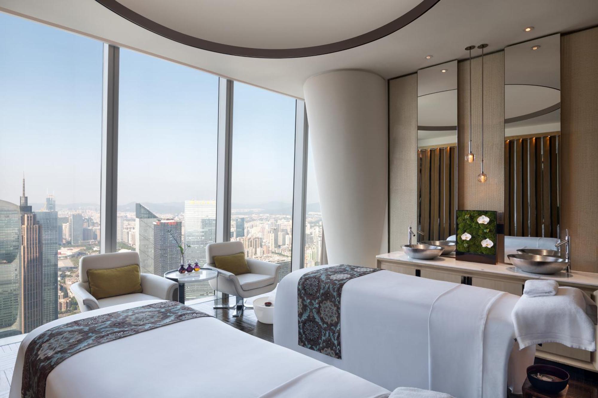 Four Seasons Hotel Guangzhou Exterior foto