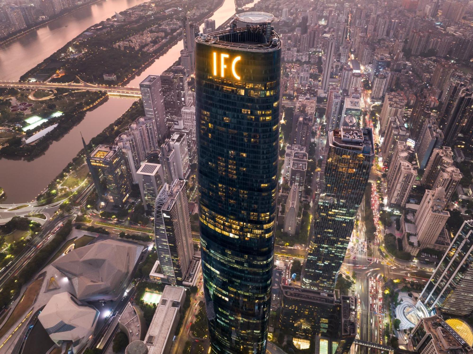 Four Seasons Hotel Guangzhou Exterior foto